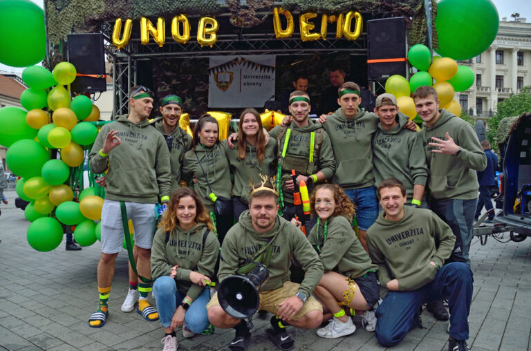 University of Defence Students Enjoy May Celebrations