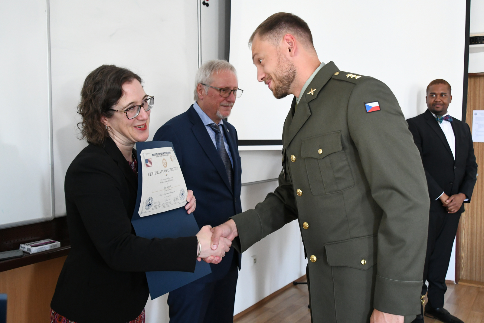 Přečtete si více ze článku International Acquisition Management Course with U.S. Participation at CBVSS
