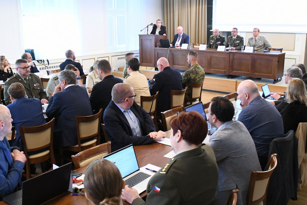 Přečtete si více ze článku Leadership in Theory and Practice 2026 Conference