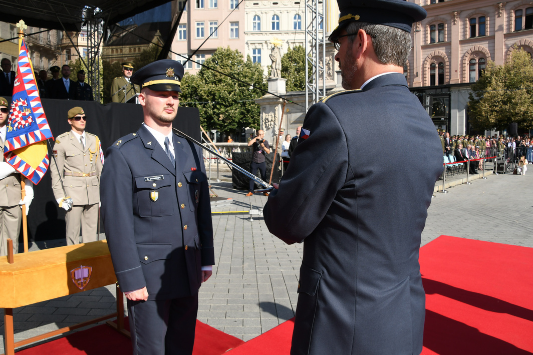 Přečtete si více ze článku University Graduated More Than 250 Students